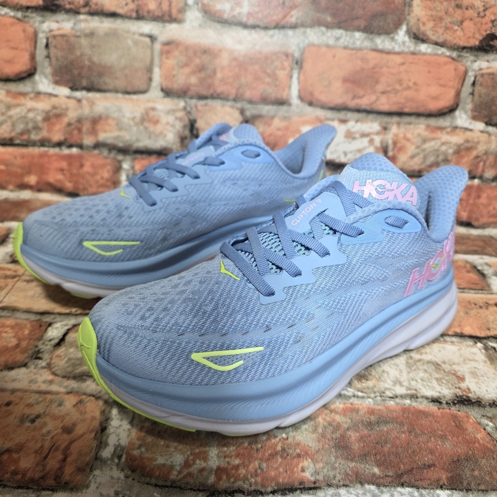 Women's Hoka One Clifton 9 Shoes Dusk/Pink Twilight size 8.5B